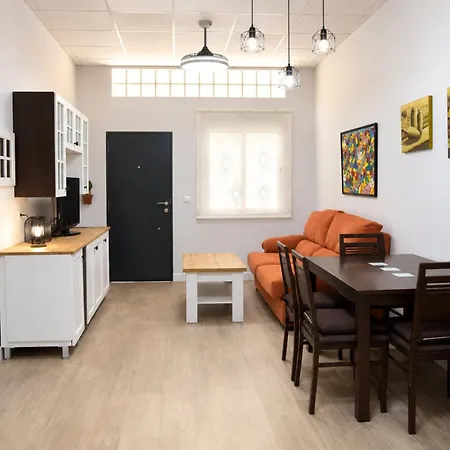 Apartment Clavellinas